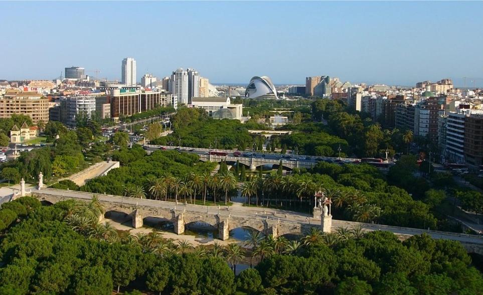 Apartamento Para 4 Personas En El Centro De Valencia, Plaza El Pilar Dış mekan fotoğraf